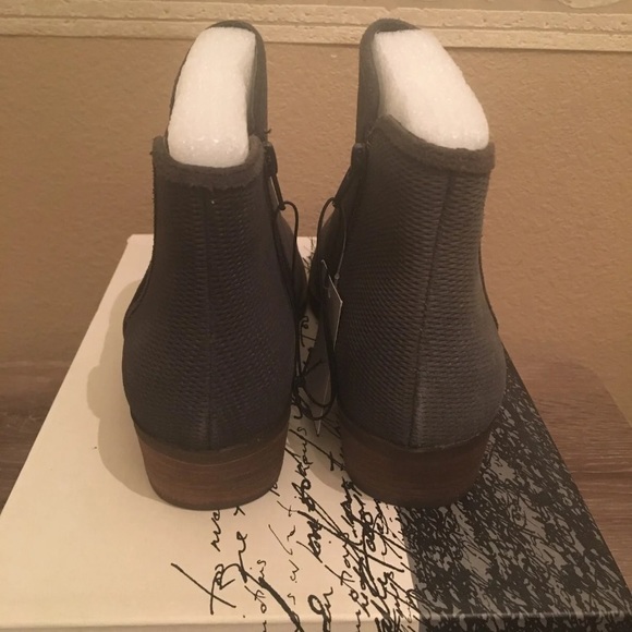 NWT Kensie Gerona Ankle Boots - Picture 3 of 5
